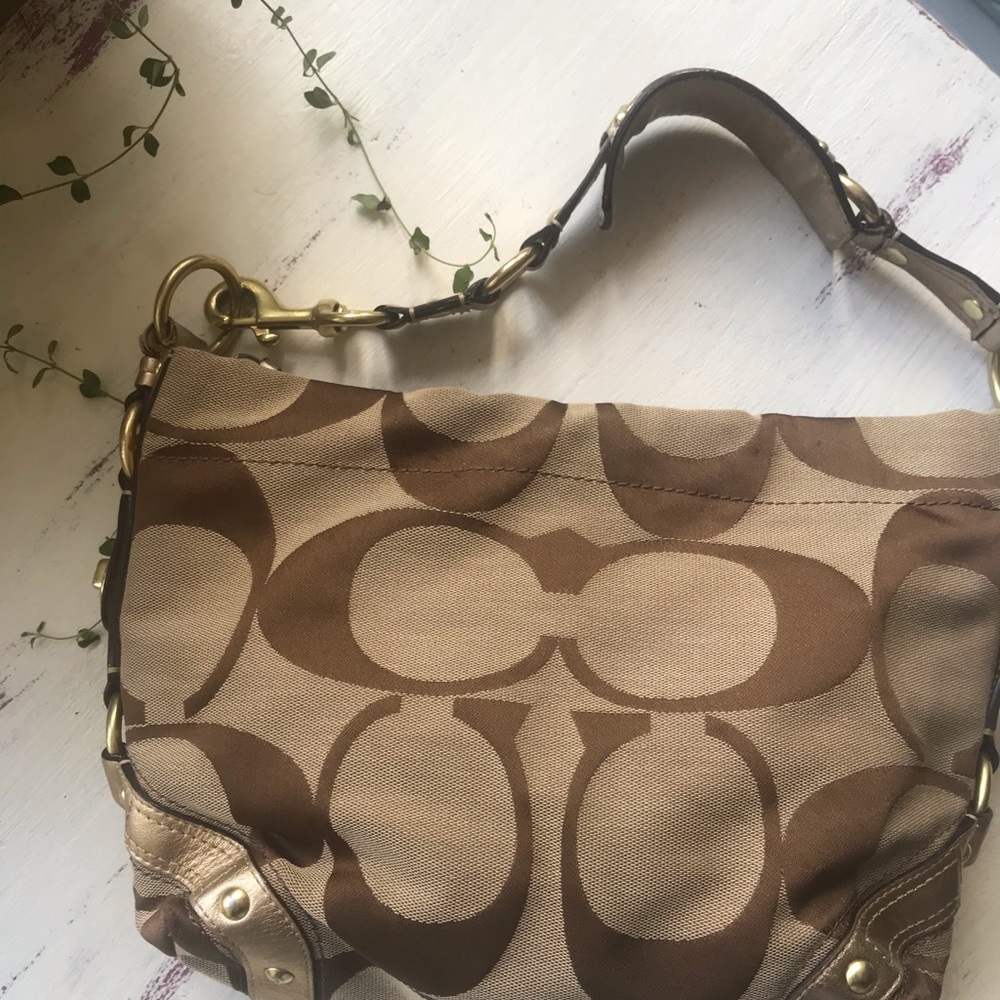 Coach Logo Hobo